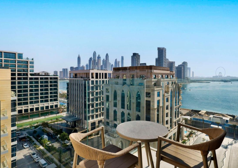 Tumbi Hotel Dubai The Palm, Tapestry Collection by Hilton