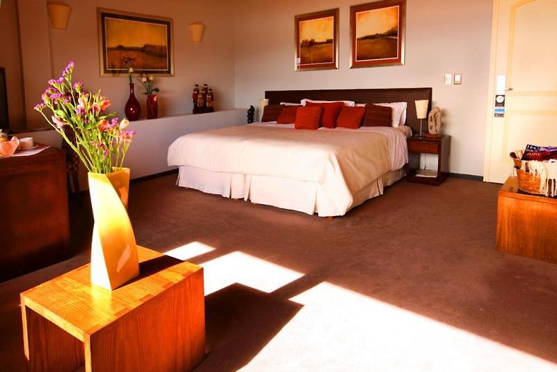 RH Rochester Calafate