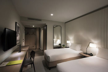 DoubleTree by Hilton Hotel Melbourne - Flinders Street