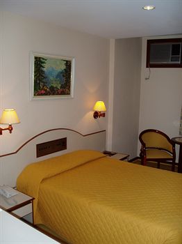 Augusto's Copacabana Hotel