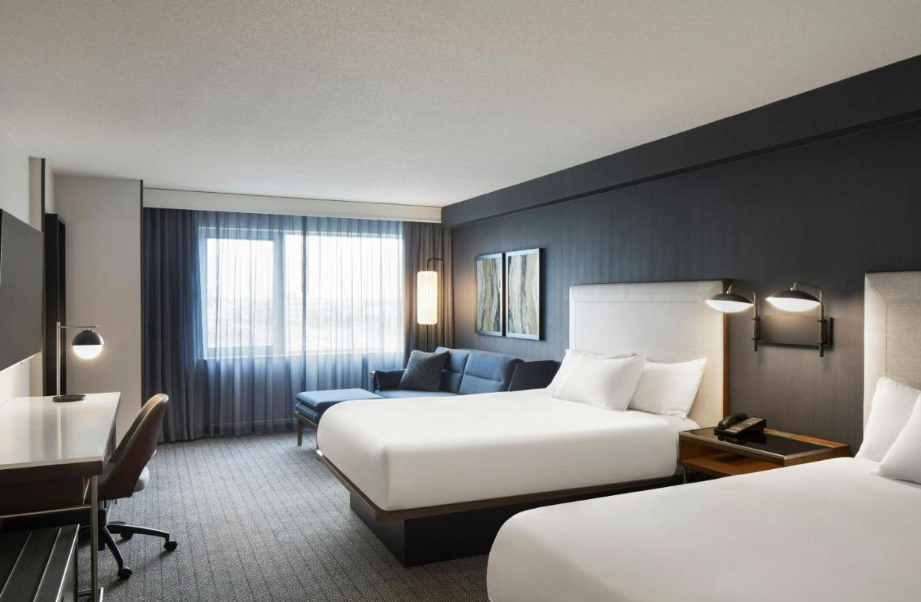 Courtyard Montreal Airport