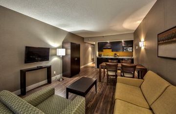 Radisson Hotel Montreal Airport