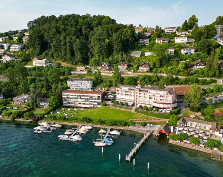 HERMITAGE Lake Lucerne