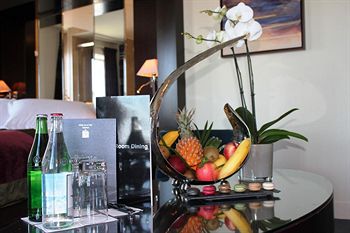 The Ritz-Carlton Hotel de la Paix, Geneva