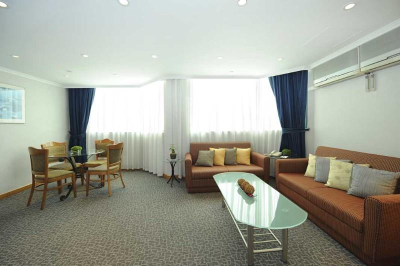 BISHOP LEI INTERNATIONAL HOUSE