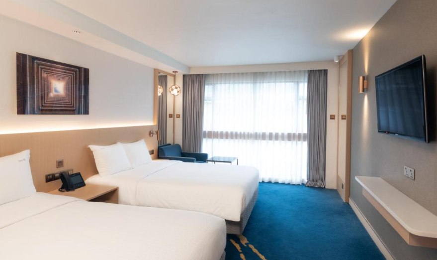 Holiday Inn Golden Mile