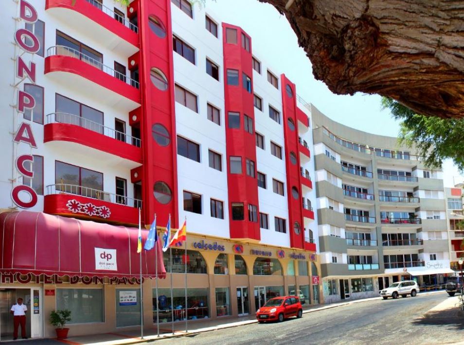 LIVVO Don Paco Hotel