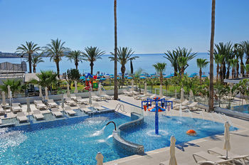 Nelia Beach