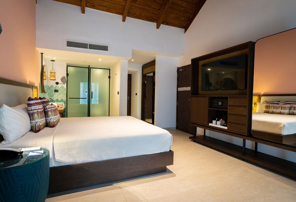 Tropical Deluxe Princess