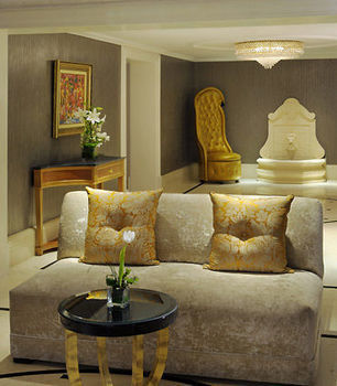 Cairo Marriott Hotel & Omar Khayyam Casino