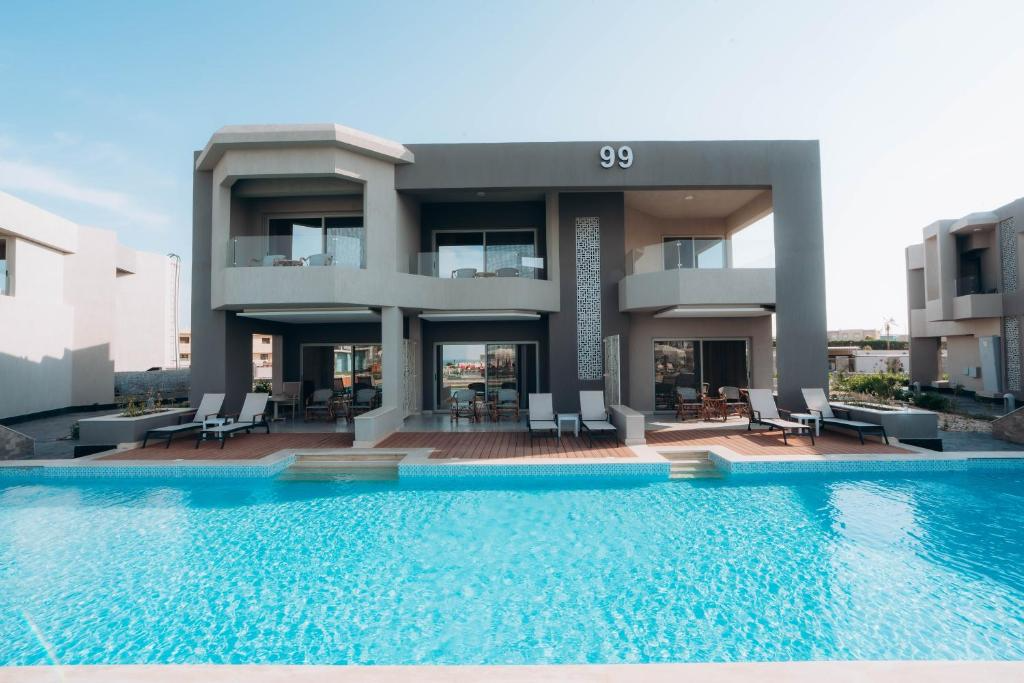 Long Beach Resort Hurghada