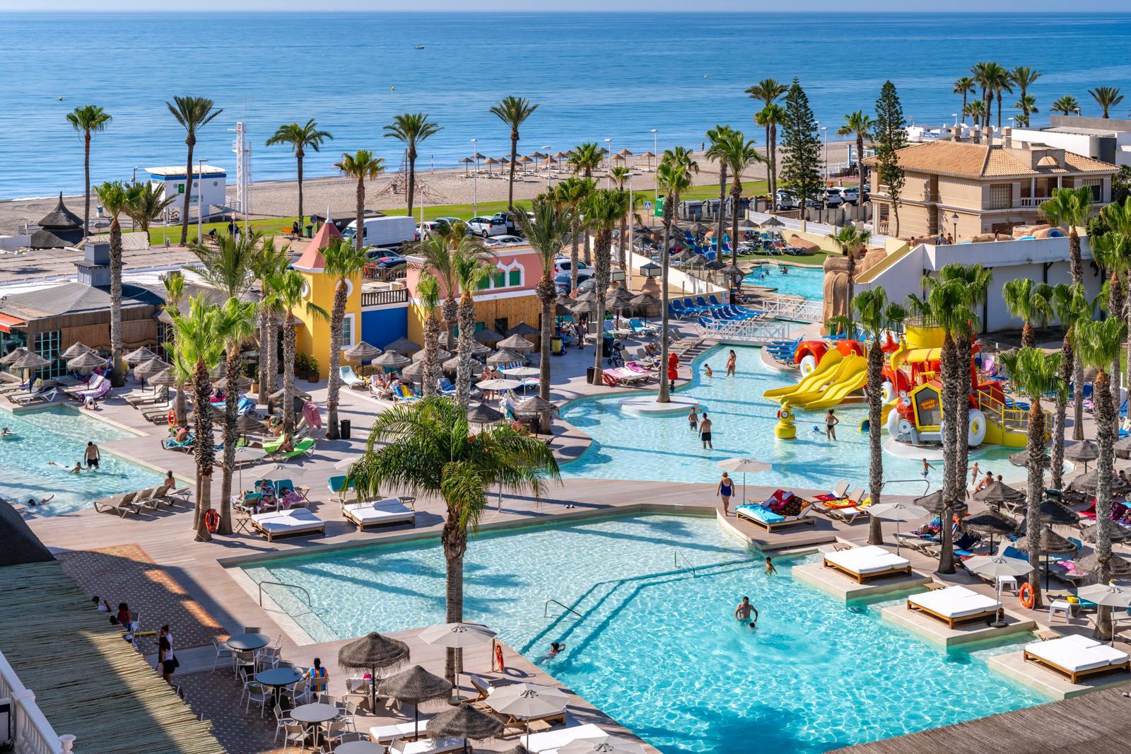 Mediterraneo Bay Hotel & Resort 