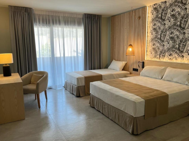 hotel Noy
