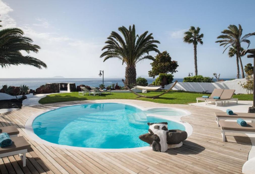 Kamezi Boutique Villas