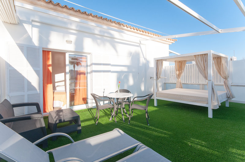 Universal Aparthotel Elisa