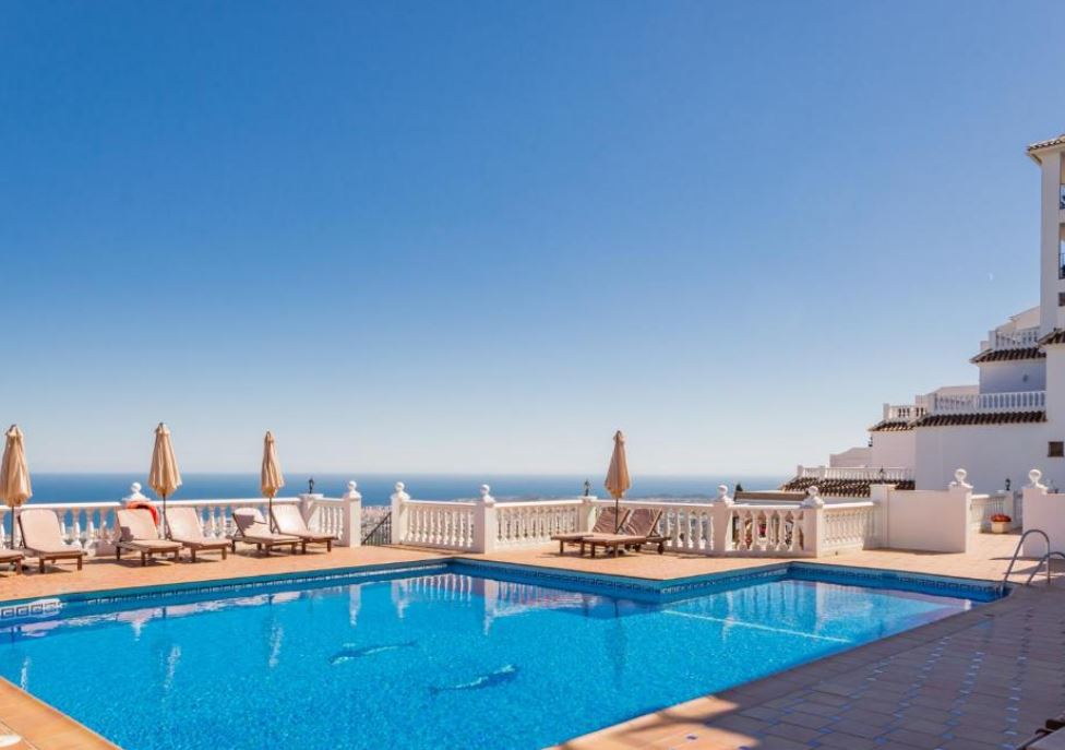 Macdonald La Ermita Resort