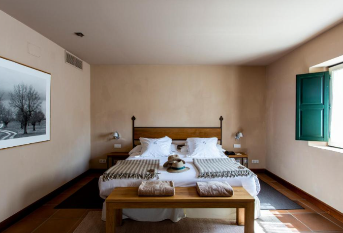 Hacienda Zorita Wine Hotel & Organic Farm