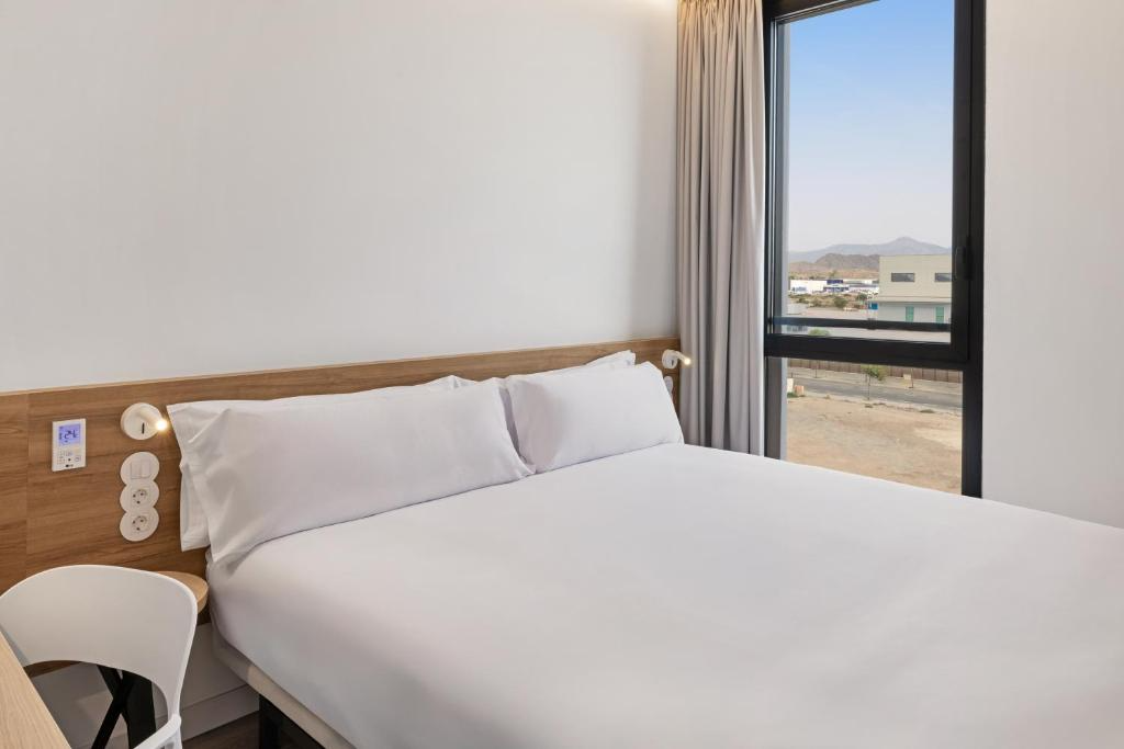 B&B HOTEL Alicante Aeropuerto