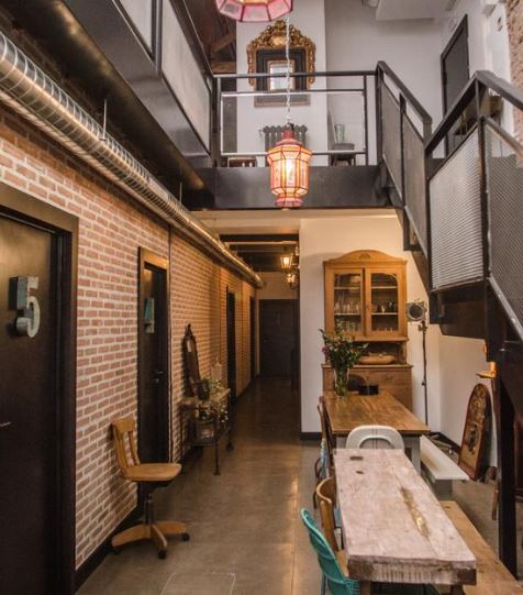 LaNave Hostal