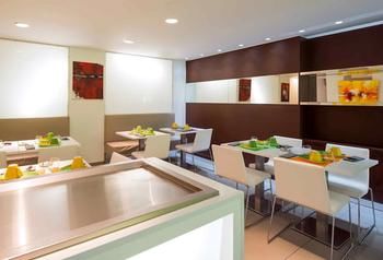 Ibis Styles Menton Centre