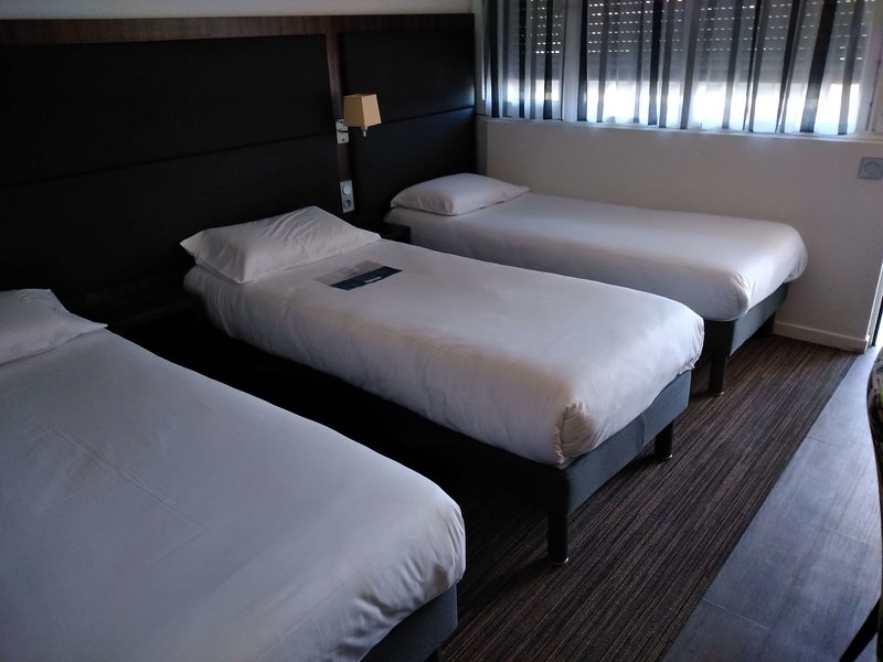 Kyriad Bordeaux Merignac Aeroport