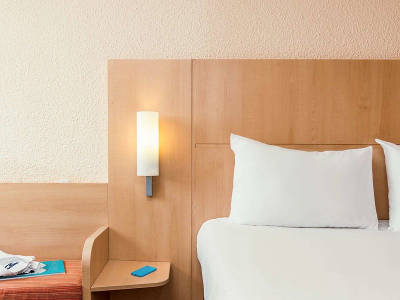 Hôtel ibis Cergy-Pontoise Le Port