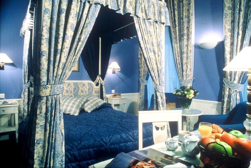 Golden Tulip Washington Opera