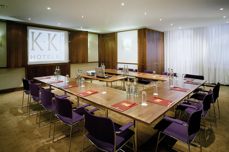 K K Hotel George