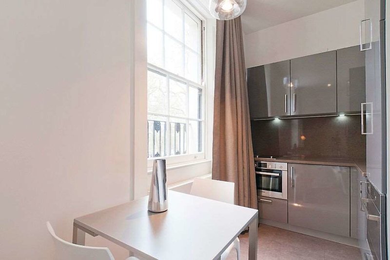 Go Native Hyde Park Apartments