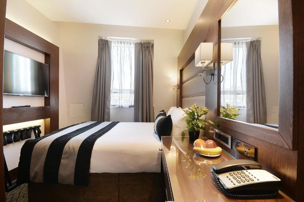 Park Grand Paddington Court London