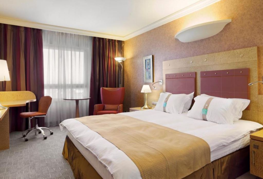 Holiday Inn Athens Attica Av Airport an IHG Hotel