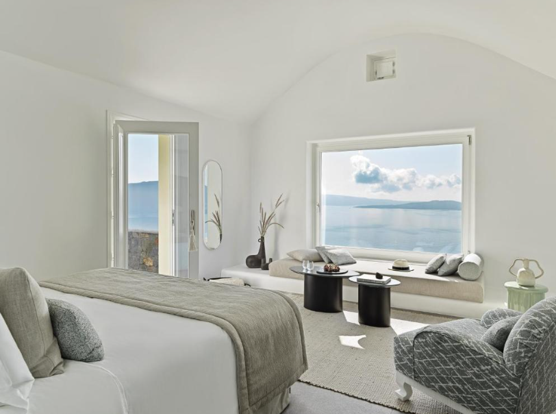 Canaves Oia Suites