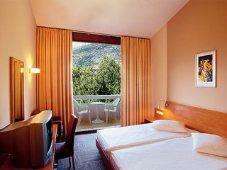 Tirena Sunny Hotel by Valamar