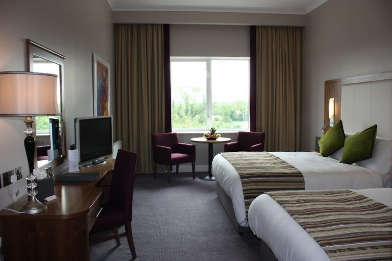 Charleville Park Hotel