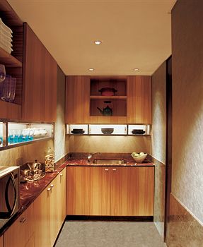 Taj Lands End, Mumbai