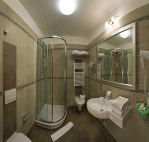 Cosmopolitan Bologna