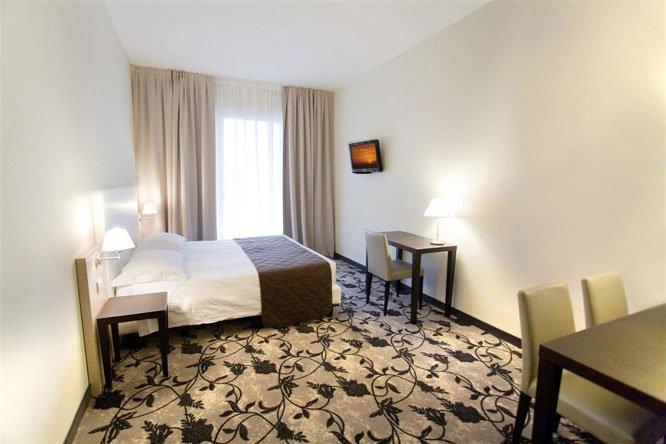 Hotel Regal & Apartments