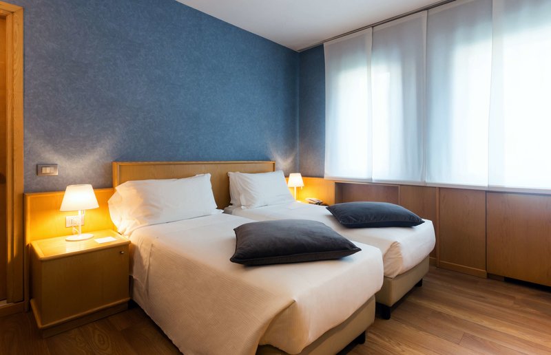 Best Western Plus Executive Hotel and Suites