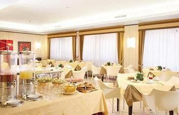 Best Western Hotel I Triangoli