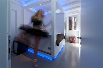 iRooms Spanish Steps