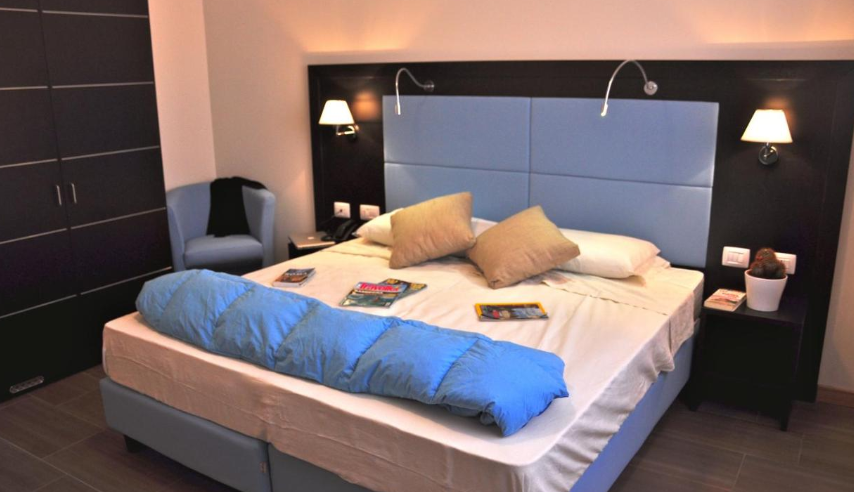 Hotel 325 Tor Vergata