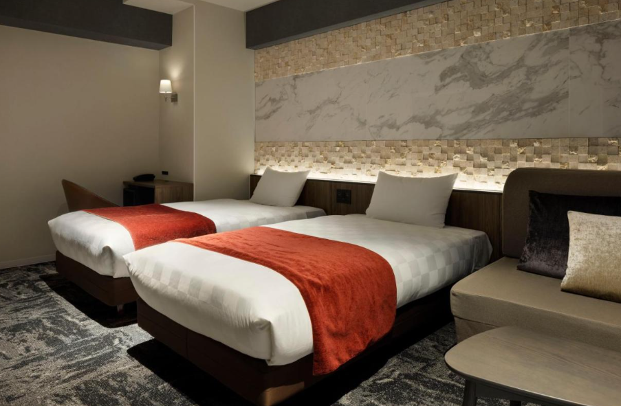 the b osaka shinsekai