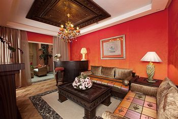 Art Palace Suites & Spa