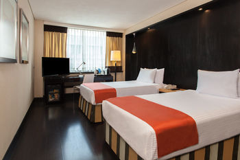 NH Mexico City Centro Historico