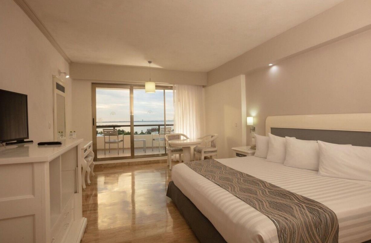 Golden Parnassus All Inclusive Resort & Spa