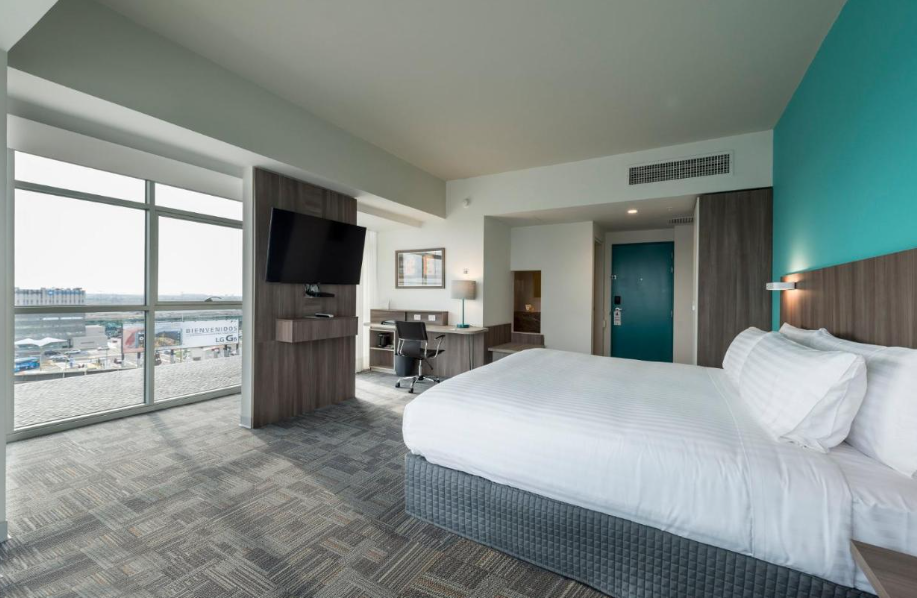 Holiday Inn LIMA AIRPORT