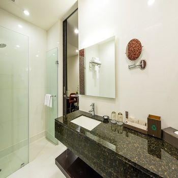 CHATRIUM RIVERSIDE HOTEL  BANGKOK