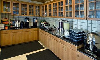 Homewood Suites Miami Airport / Blue Lagoon