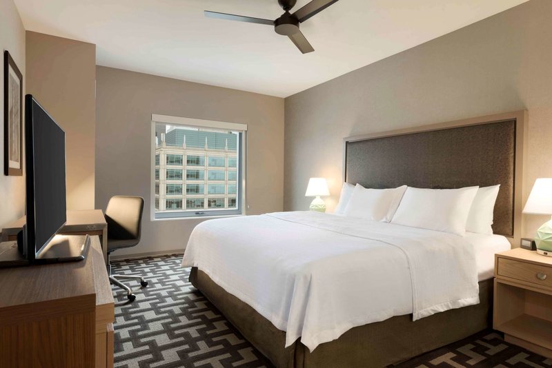 Homewood Suites by Hilton Chicago West Loop
