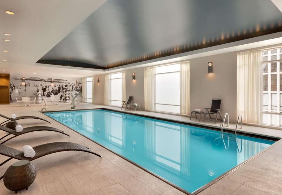 Hilton Chicago Magnificent Mile Suites